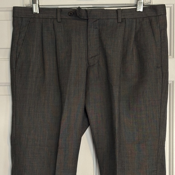 Classic Charcoal Gray 100% Wool Dress Trousers - Size 32 x 30 - Picture 3 of 12